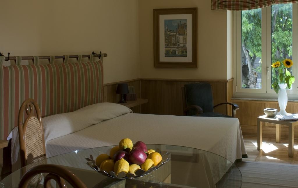 Rent Room Florio Palermo Quarto foto