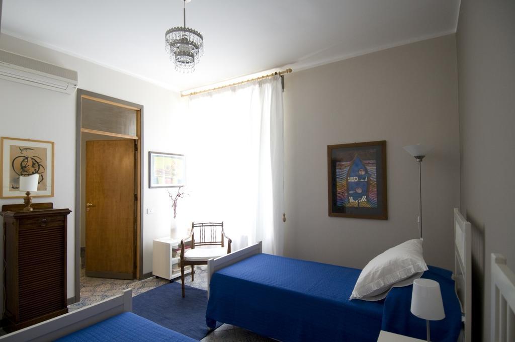 Rent Room Florio Palermo Quarto foto